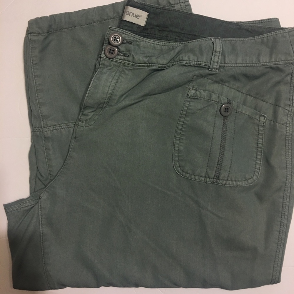🛍Cargo style Capri🛍